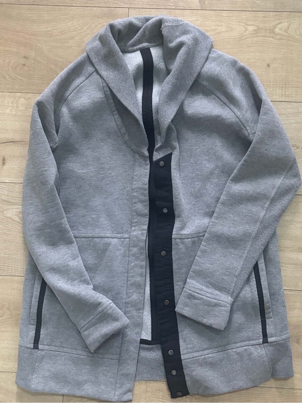 Lululemon Yin to my Yang Cardi, Button Front Athleisure Jacket Gray and Black